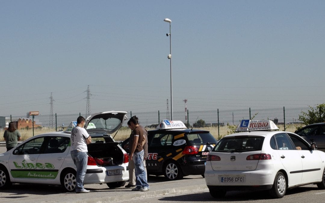 Línea Directa mejora el precio de sus conductores con 15 puntos en el carnet